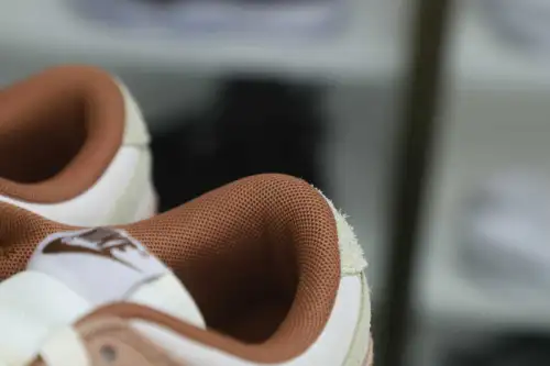 Dunk Low Retro Prm Medium Curry 