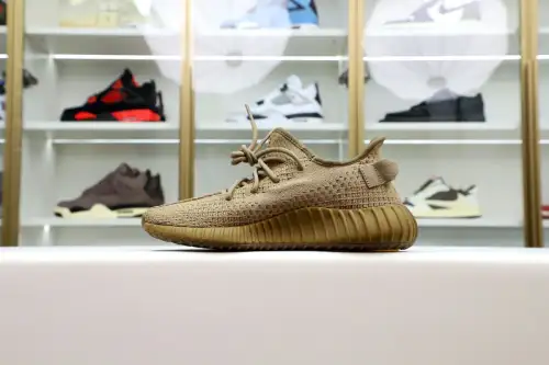 Yeezy Boost 350 V2 