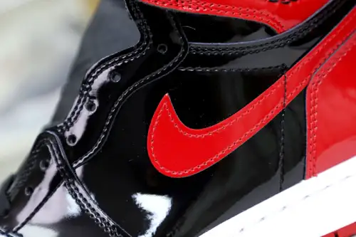 Air Jordan 1 High Og Bred Patent 