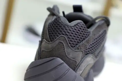 Yeezy 500 F36640 