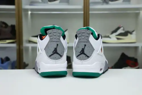 Wmns Air Jordan 4 Retro 