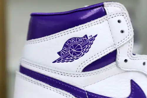 Air Jordan 1 High Og Court Purple 