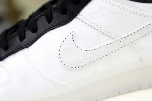 Nike Dunk Low X Fragment Design X Clot 