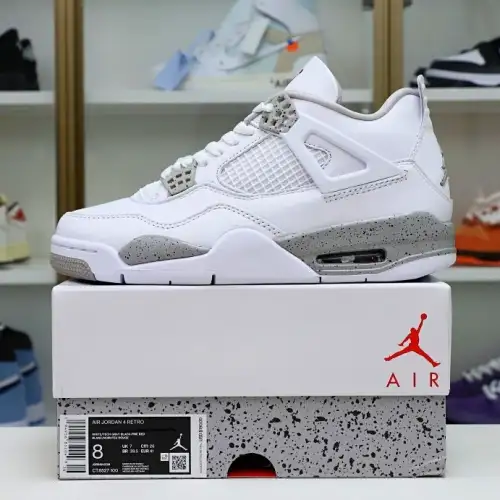 Air Jordan 4 Retro 