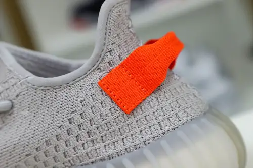 Yeezy Boost 350 V2 “Tail 