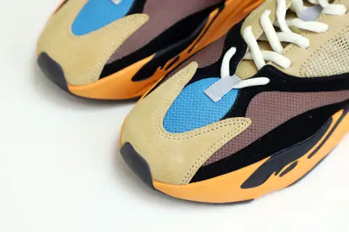 Yeezy Boost 700 