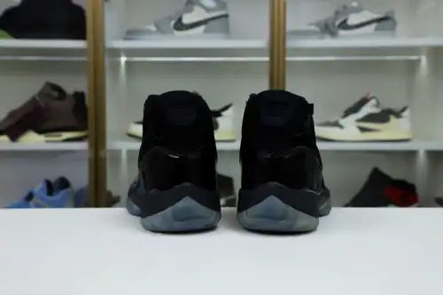 Air Jordan 11 Retro 