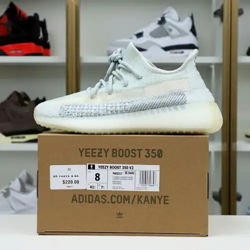 Yeezy Boost 350 V2 