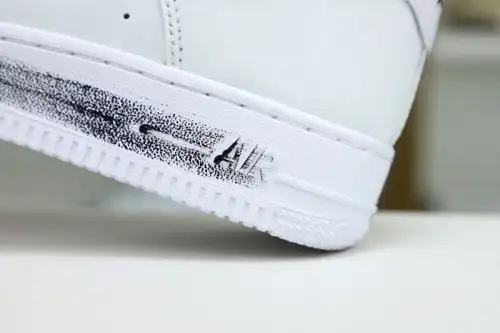 Nike Air Force 1 Low Para- Noise 2.0 