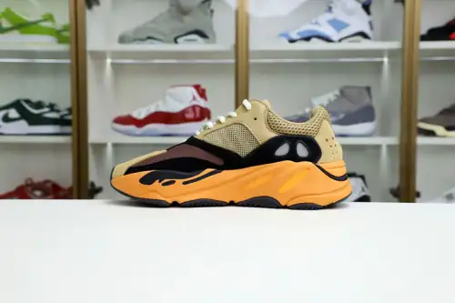 Yeezy Boost 700 