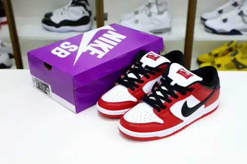 Nike Sb Dunk Low “Chicago” D4343