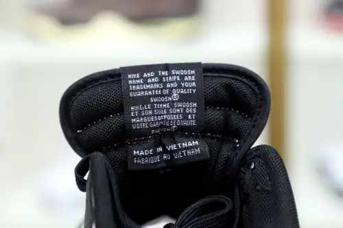 Dunk Low Panda 