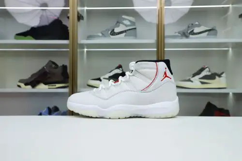 Air Jordan 11 Xi Retro Platinum Tint 