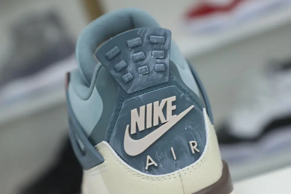 Jordan Air Jordan 4 