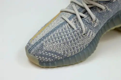 Yeezy Boost 350 V2 