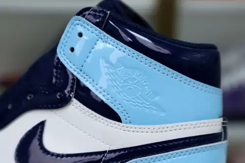 Wmns Air Jordan 1 Retro High Og 