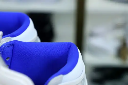 Air Jordan 1 High Zoom 