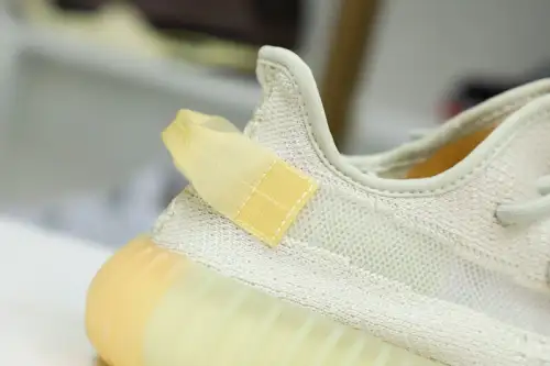 Yeezy Boost 350 V2 