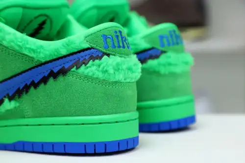Grateful Dead X Dunk Low Sb Green 