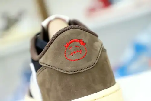 Travis Scott X Jordan Air Jordan 1Low Og Ts Sp 