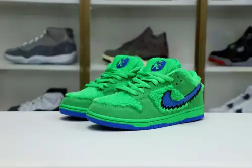 Grateful Dead X Dunk Low Sb Green 
