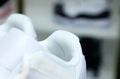 Air Jordan 11 Low Pure Violet 