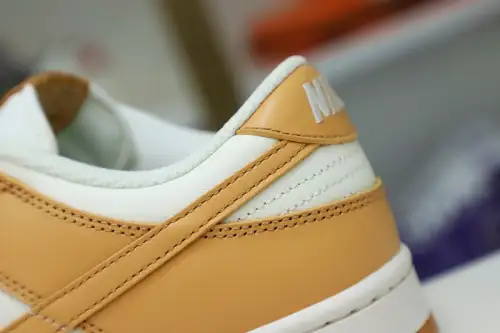 Wmns Dunk Low 