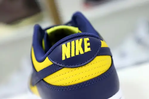 Dunk Low 