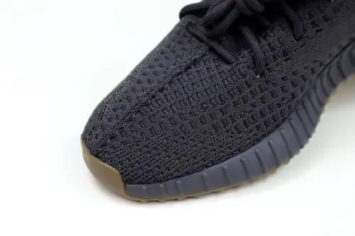 Yeezy Boost 350 V2 