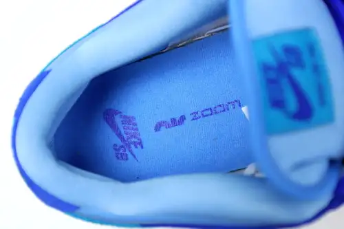 Nike Sb Dunk Low Blue Raspberry 