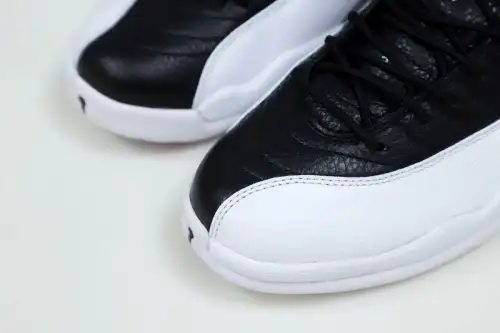 Air Jordan 12 Retro Playoffs 2022 