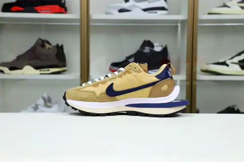 Sacai X Vaporwaffle 