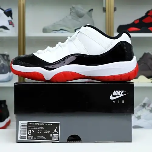 Air Jordan 11 Low White Bred C2424