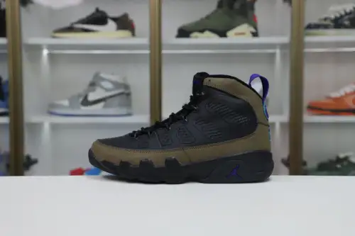 Air Jordan 9 
