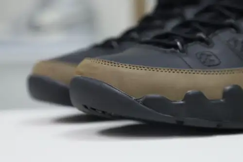 Air Jordan 9 