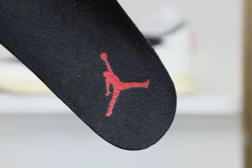 Jordan Air Jordan 4 