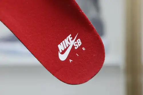 Nike Sb X Air Jordan 4 Retro 