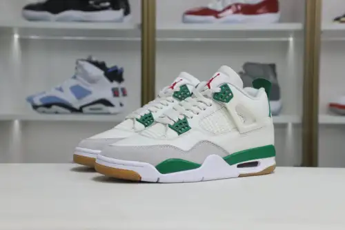 Nike Sb X Air Jordan 4 Retro 