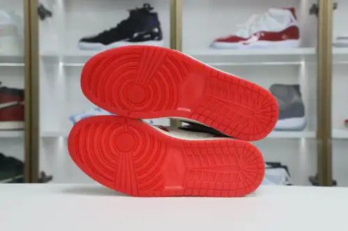 Jordan Air Jordan 1 Retro High Og 