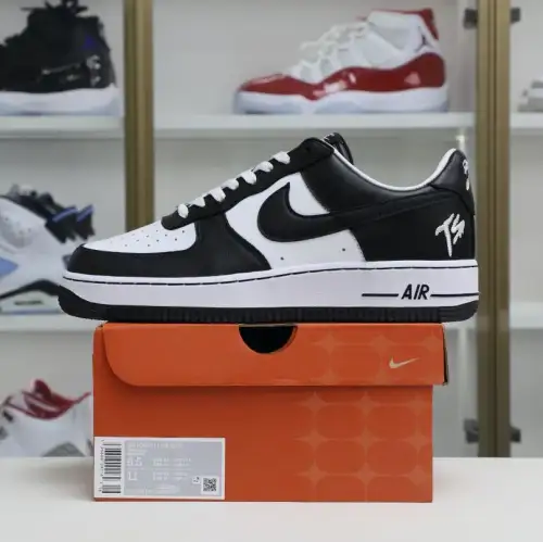 Terror Squad Xnike Air Force1 Low 6A0E52