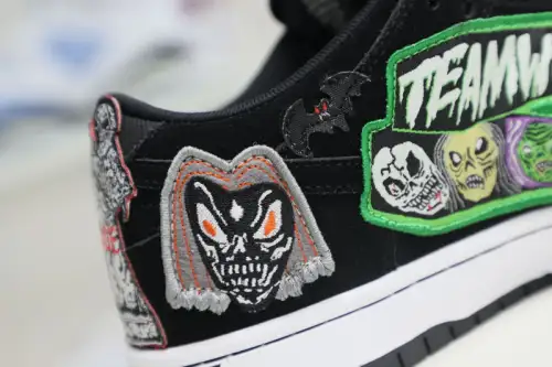 Neckface X Nike Dunklowsb Pro Qs 