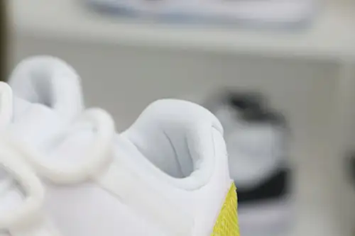Air Jordan 11 Retro Low 