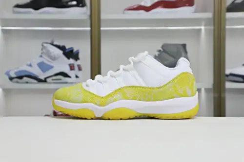 Air Jordan 11 Retro Low 