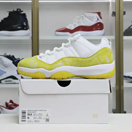 Air Jordan 11 Retro Low 