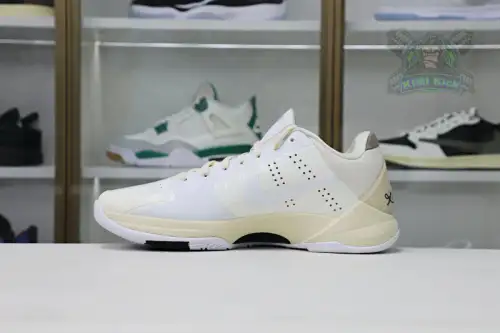 Off-Whitex Nike Zoom Kobe 5 