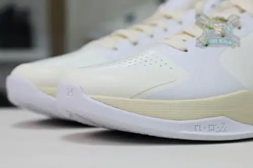 Off-Whitex Nike Zoom Kobe 5 