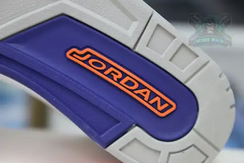 Air Jordan 3 Retro 