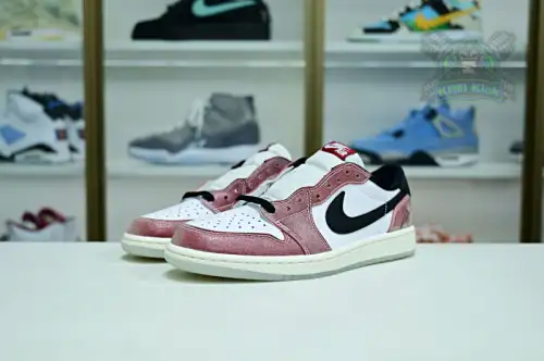 Trophy Room X Jordan Air Jordan1 Low Og 