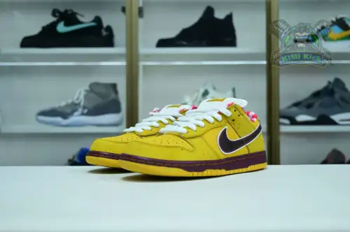 Nike Dunk Sb Low Yellowlobster 