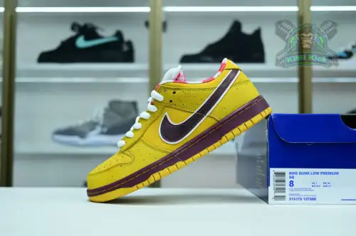 Nike Dunk Sb Low Yellowlobster 